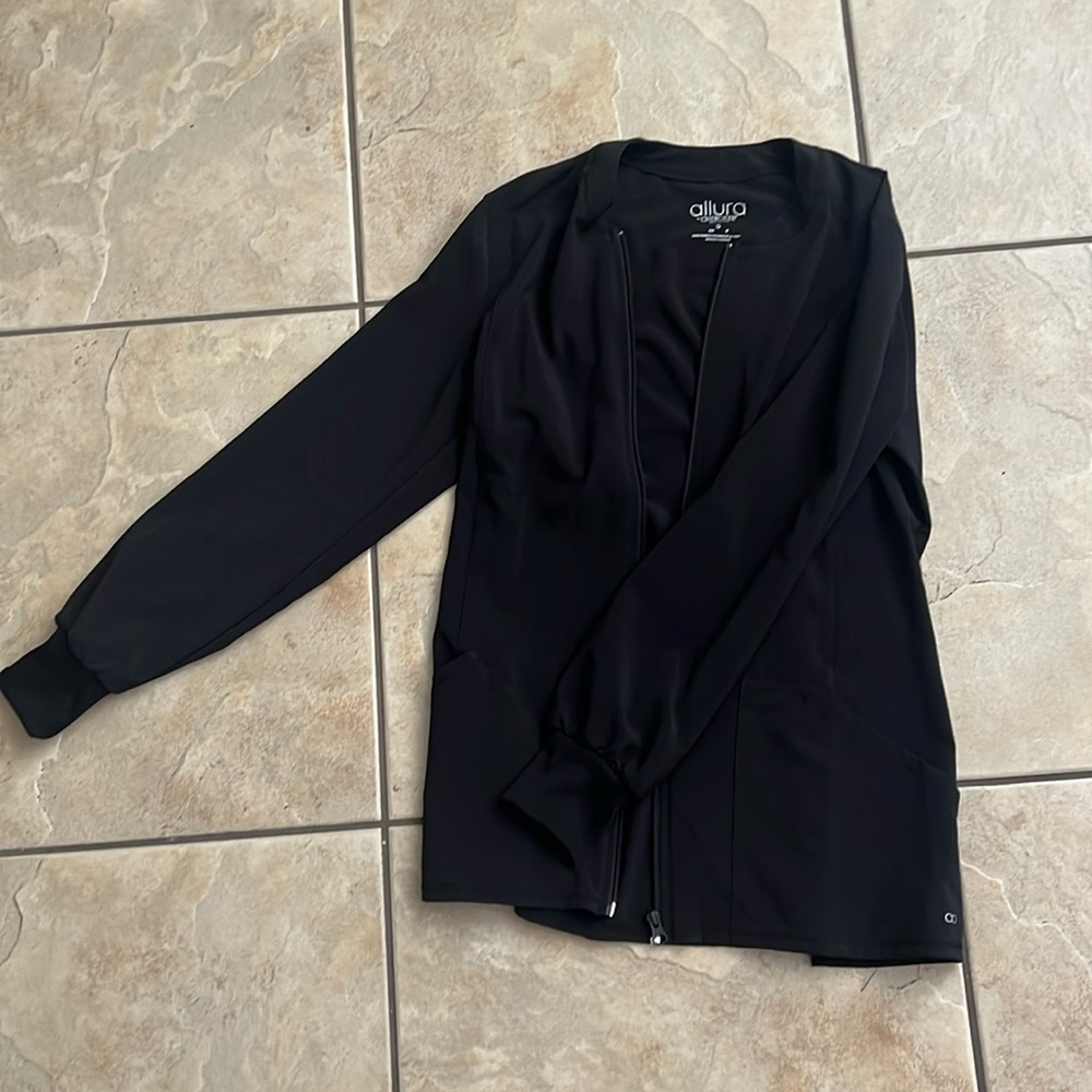 Allura by Cherokee Zip Up Black Scrub Jacket Size S